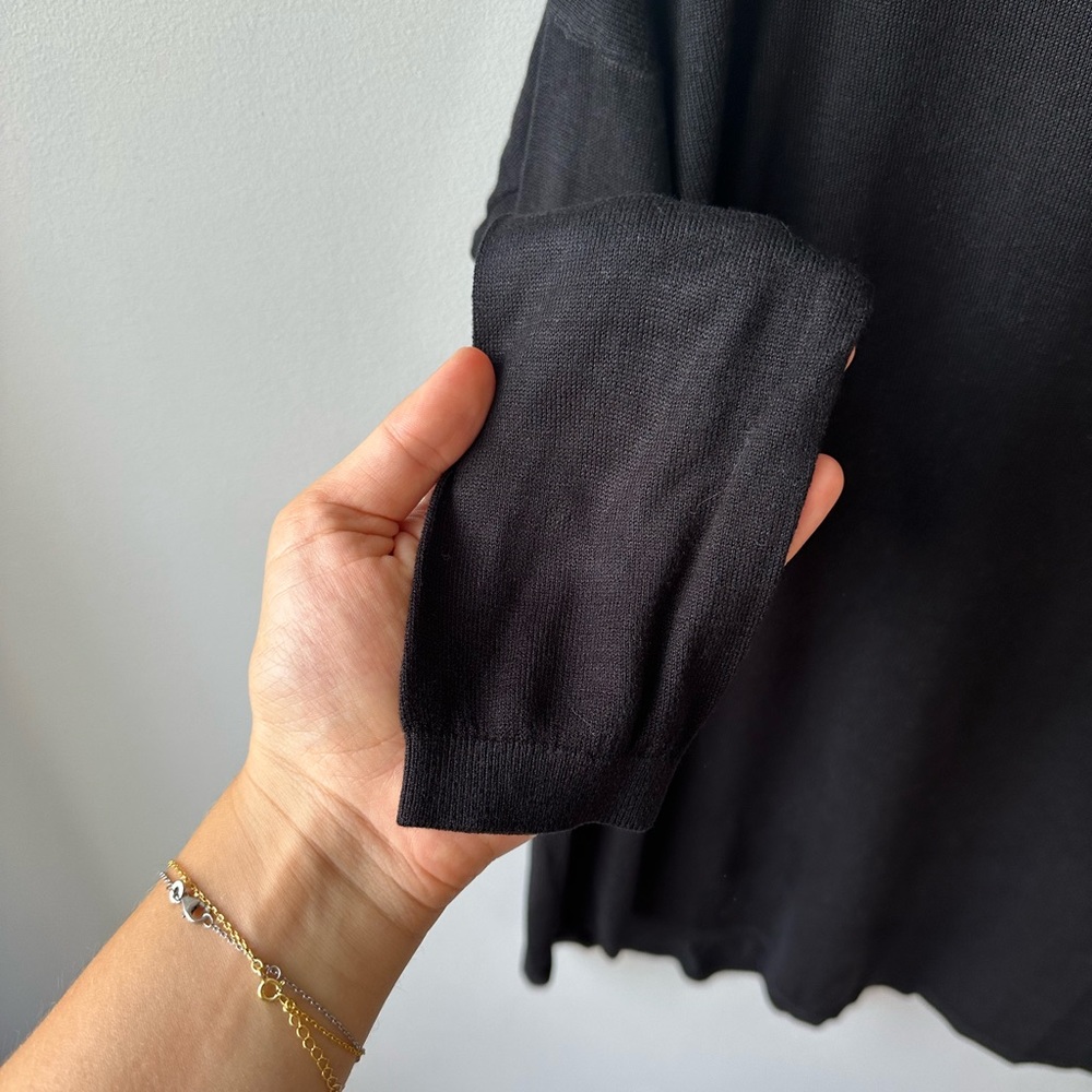 H&M Basics Shirt ๐ค - Picture 2 of 2